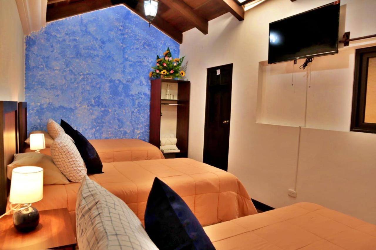 El Arcangel Hotel *